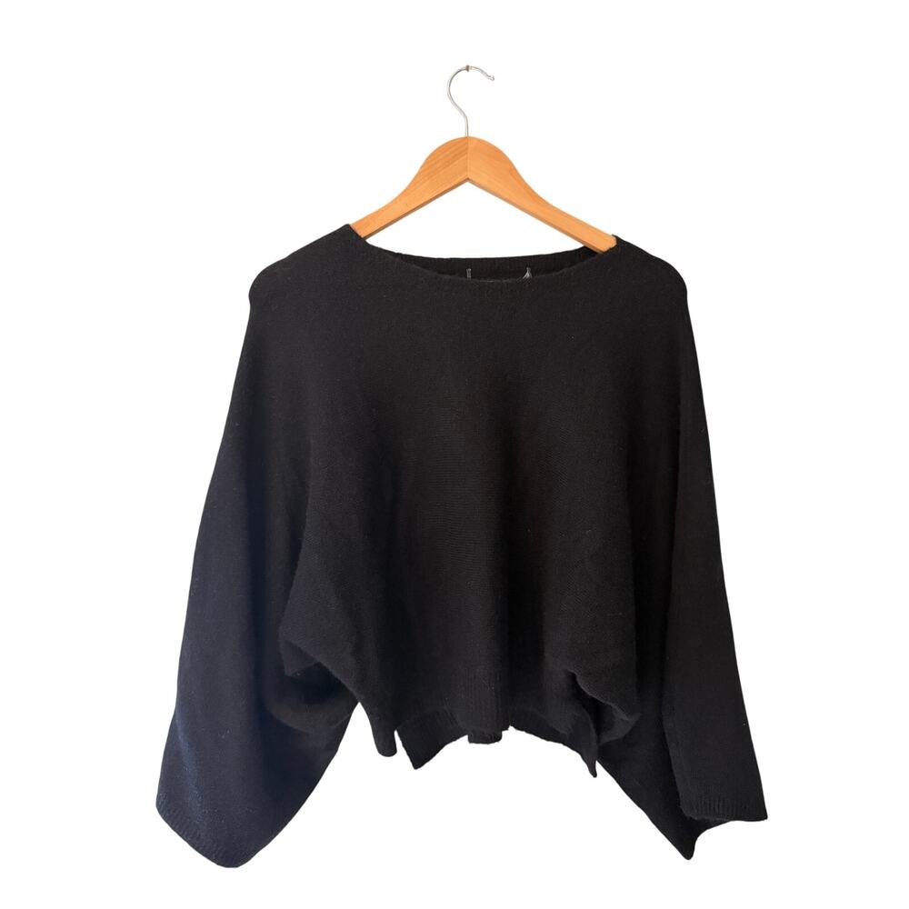 Black Cropped Sweater Bell Sleeve Raw Hem Made in USA Wool Blend Y2K